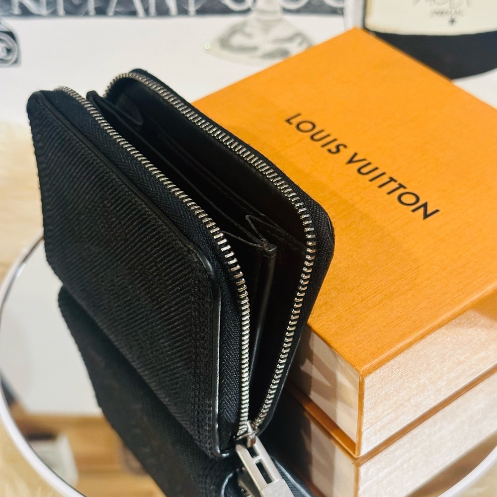 🔥 LOUIS VUITTON CARD CASE WALLET W/BOX - Picture 14 of 14